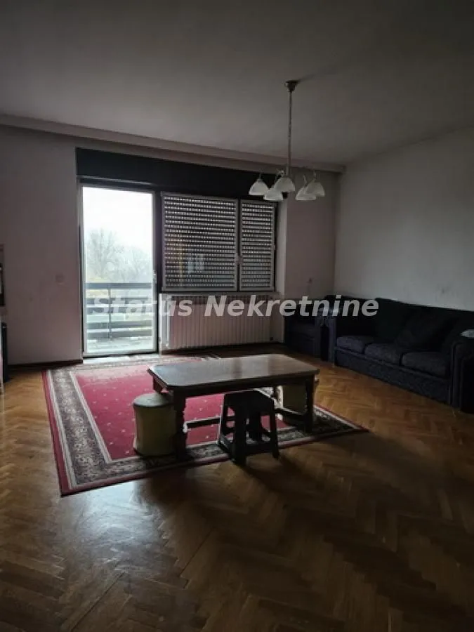 Prodaja, kuća, 260m², Kać, Novi Sad Sve Podlokacije