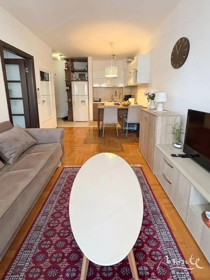 Sale, one bedroom apartment, 40m², Lazi, Budva