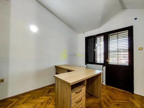Rent, office space, 150m², Krivi Most, Podgorica - image 10