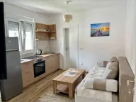 Rent, one bedroom apartment, 40m², Gradiošnica, Tivat - image 8