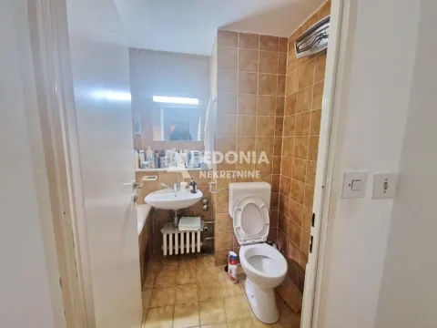 Prodaja, trosoban stan, 102m², Čukarica, Beograd - image 13