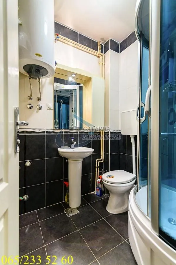 Prodaja, četvorosoban stan, 95m², Brace Jerković, Voždovac Sve Podlokacije