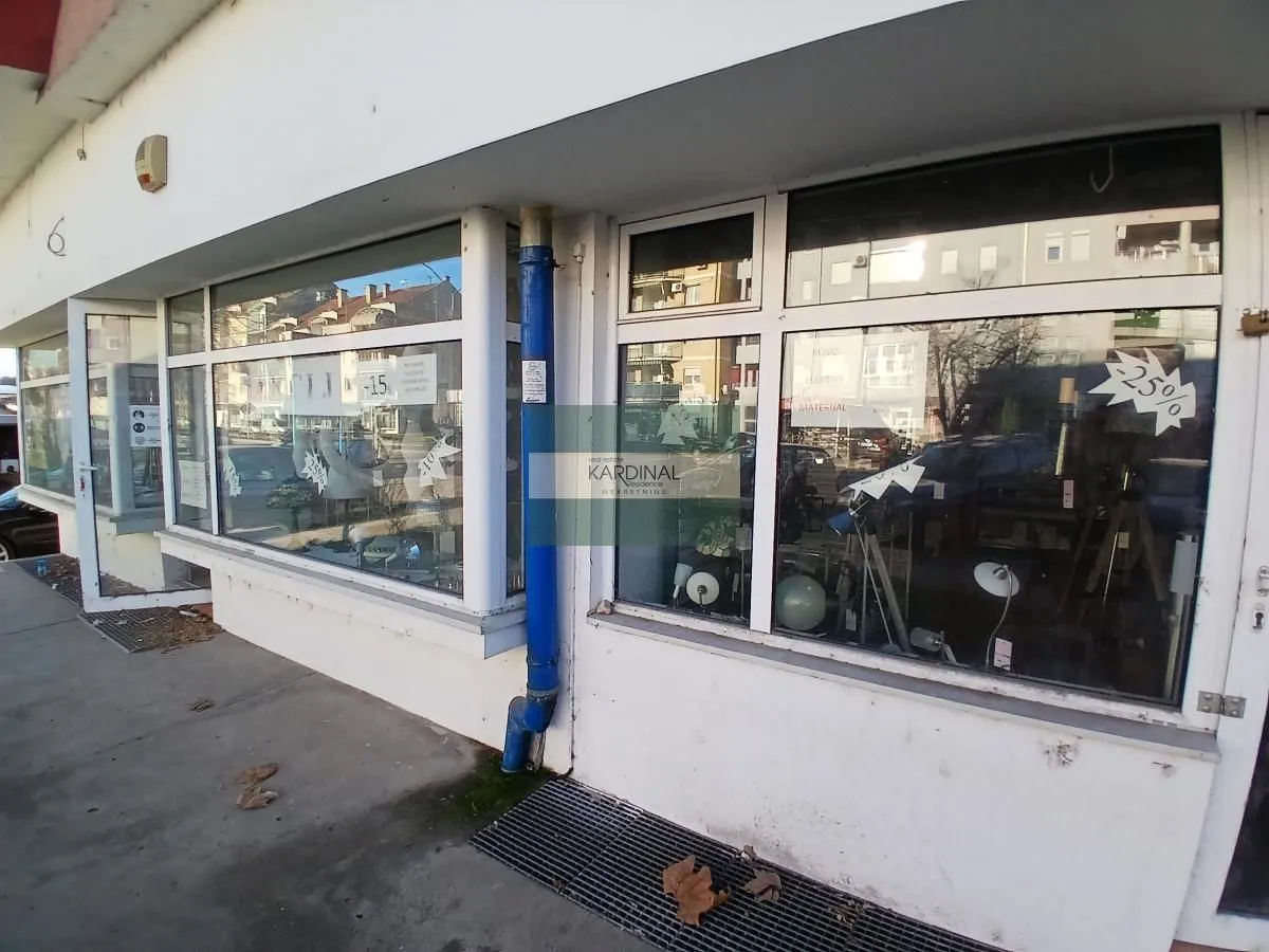 Sale, office space, 117m², Gradski stadion, Jagodina