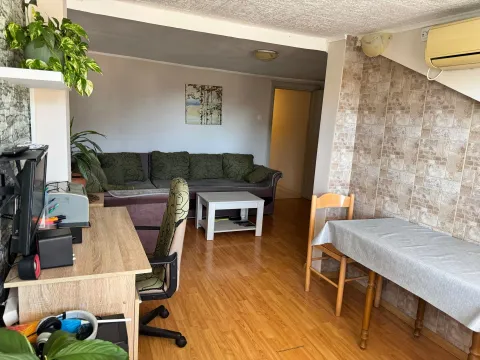 Sale, two bedroom apartment, 59m², Bečići, Budva - image 10