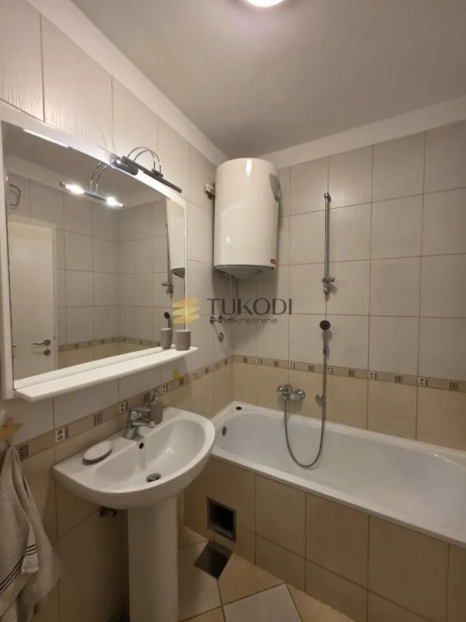 Rent, three bedroom apartment, 100m², Lekino Brdo, Voždovac Sve Podlokacije