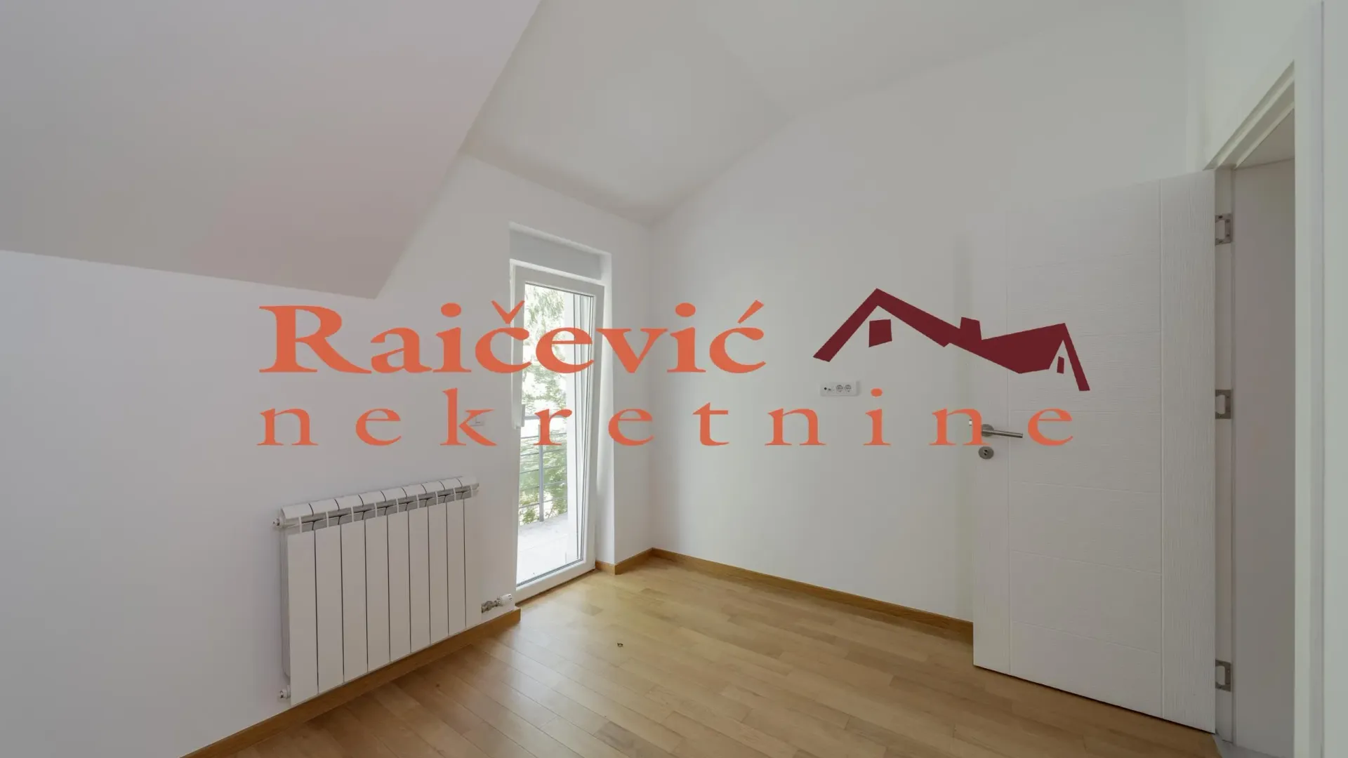 Prodaja, trosoban stan, 80m², Grocka, Beograd