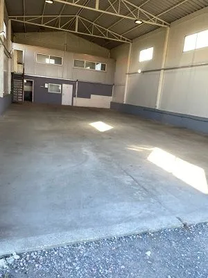 Rent, office space, 230m², Borča 1, Borča Sve Podlokacije