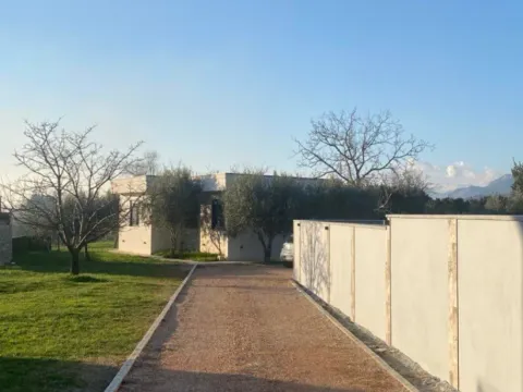 Izdavanje, kuća, 74m², Tomba, Bar - image 2