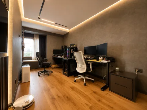 Prodaja, trosoban stan, 195m², Pobrežje, Podgorica - image 14