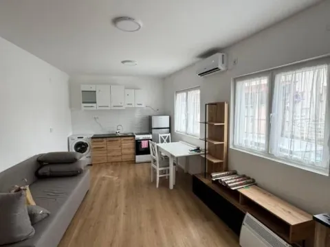 Stan in Voždovac Sve Podlokacije