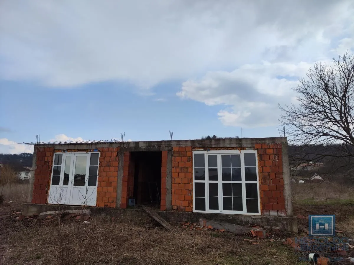Prodaja, kuća, 100m², Crvene livade, Jagodina