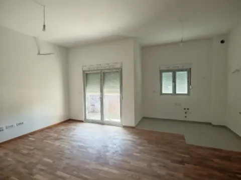Prodaja, trosoban stan, 95m², Zabjelo, Podgorica - image 2