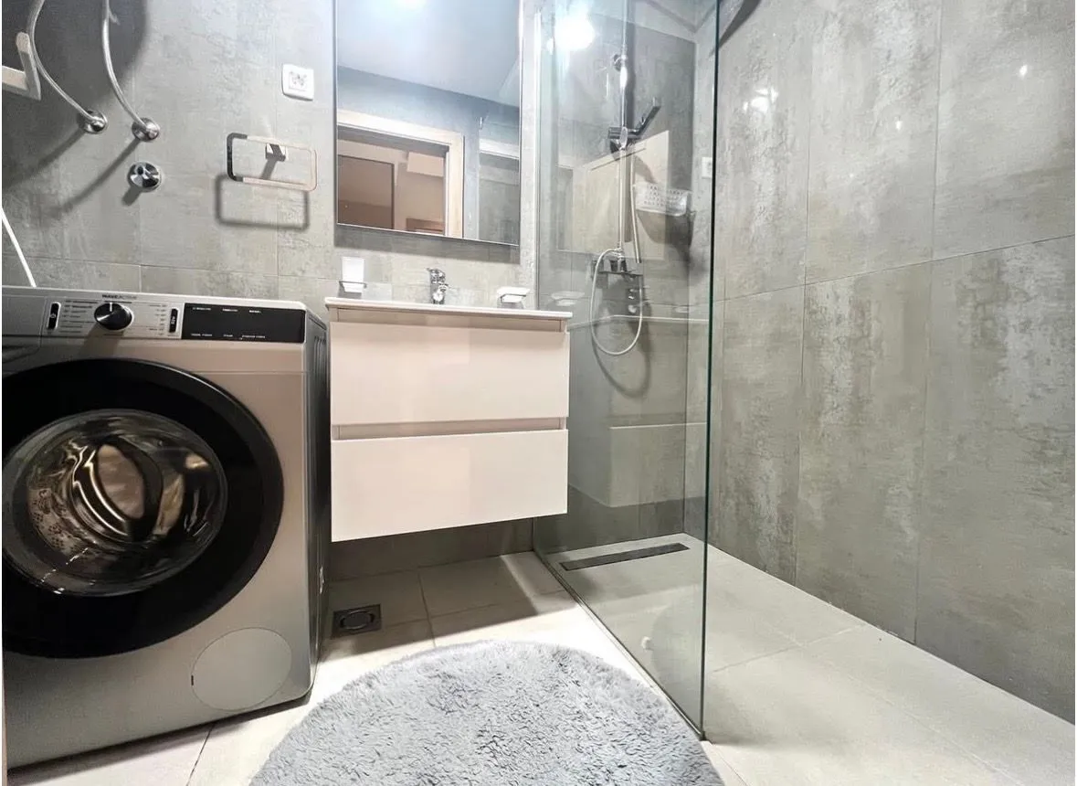 Izdavanje, jednosoban stan, 50m², Master Kvart, Podgorica