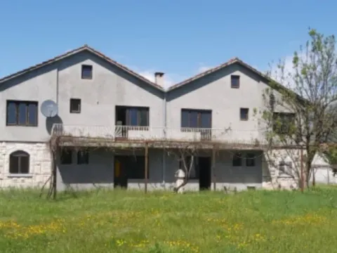 Prodaja, kuća, 360m², Danilovgrad, Crna Gora - image 1