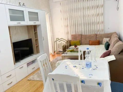 Prodaja, jednosoban stan, 44m², Stari Aerodrom, Podgorica - image 5