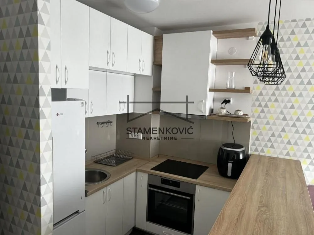 Izdavanje, jednosoban stan, 37m², Novi Sad Sve Podlokacije, Novi Sad
