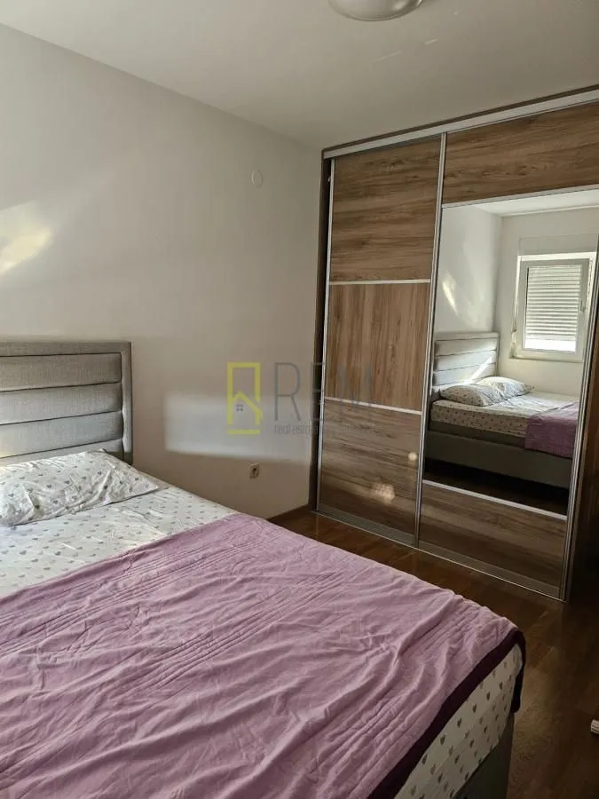 Prodaja, trosoban stan, 78m², Stari Aerodrom, Podgorica