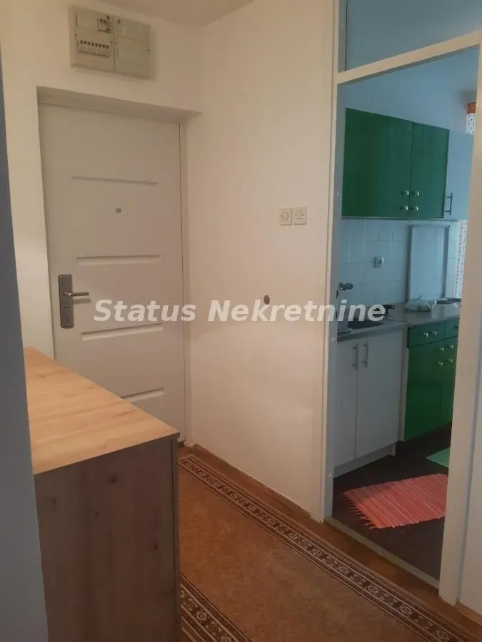Izdavanje, dvosoban stan, 60m², Novo naselje, Novi Sad