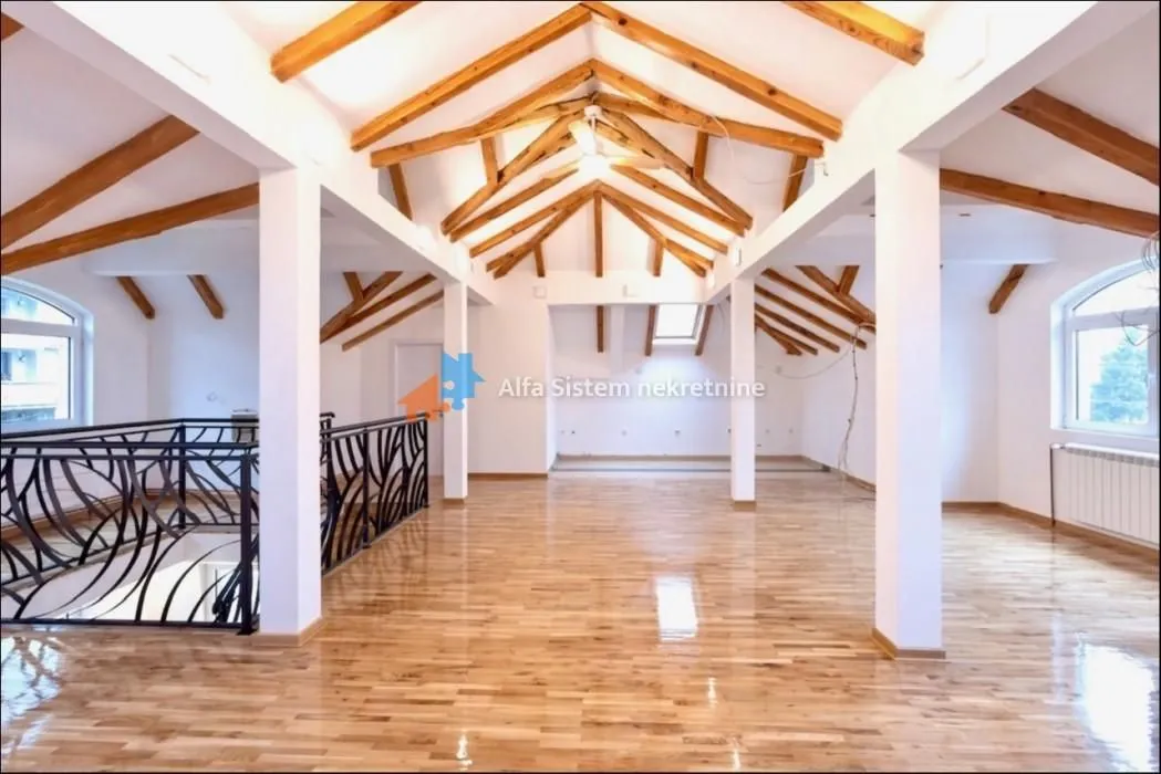 Izdavanje, kuća, 417m², Voždovac Sve Podlokacije, Beograd