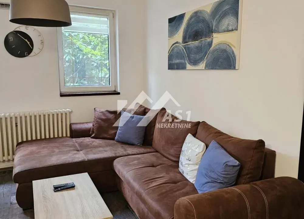 Izdavanje, trosoban stan, 60m², Novi Sad Sve Podlokacije, Novi Sad