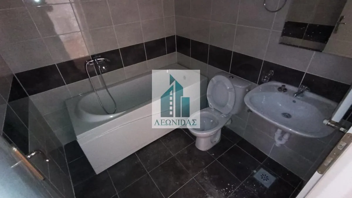 Sale, two bedroom apartment, 59m², Medijana, Niš