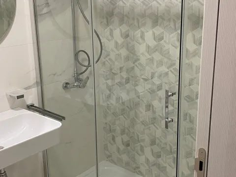 Izdavanje, jednosoban stan, 40m², Central Point, Podgorica - image 6