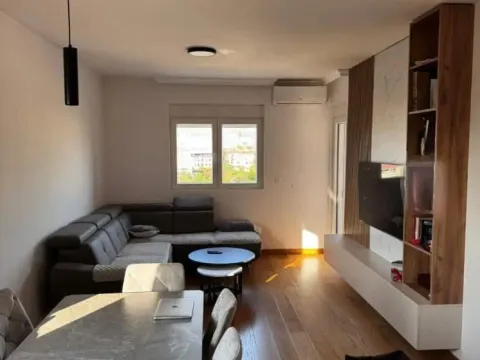 Prodaja, dvosoban stan, 72m², New City, Podgorica - image 4