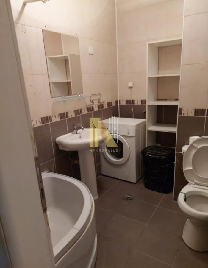 Prodaja, trosoban stan, 76m², Nova Detelinara, Novi Sad Sve Podlokacije