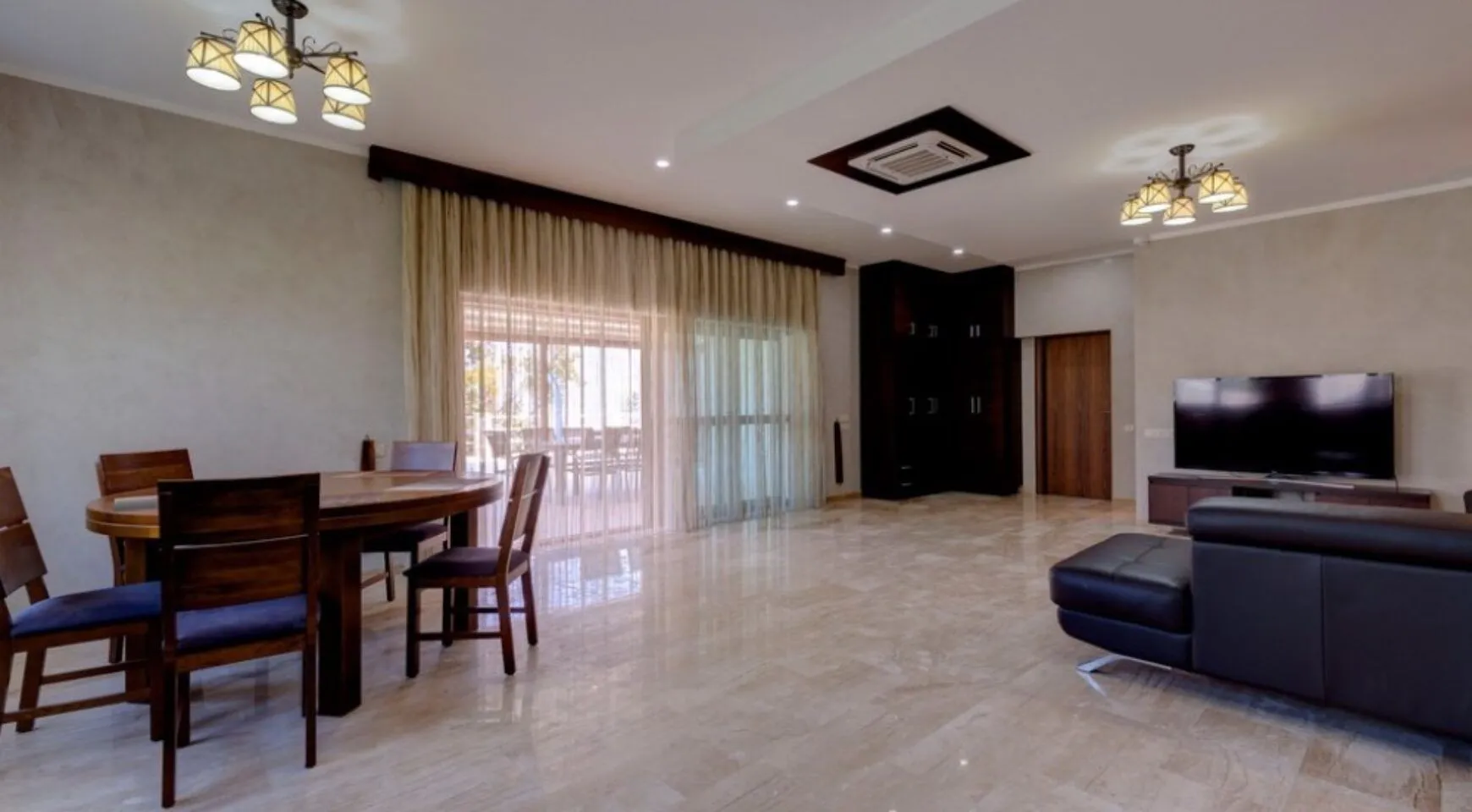 Sale, house, 370m², Stoliv, Kotor