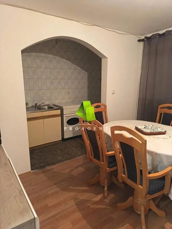 Prodaja, kuća, 221m², Palilula, Niš