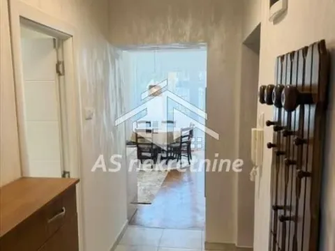 Izdavanje, dvosoban stan, 55m², Stari Grad, Beograd - image 20