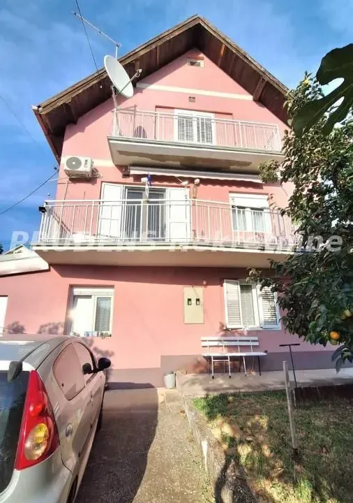 Prodaja, kuća, 333m², Grocka, Beograd