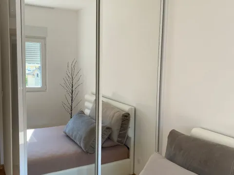 Izdavanje, dvosoban stan, 67m², Budva, Crna Gora - image 2