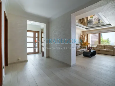 Prodaja, ugostiteljski objekat, 435m², Bečići, Budva - image 16