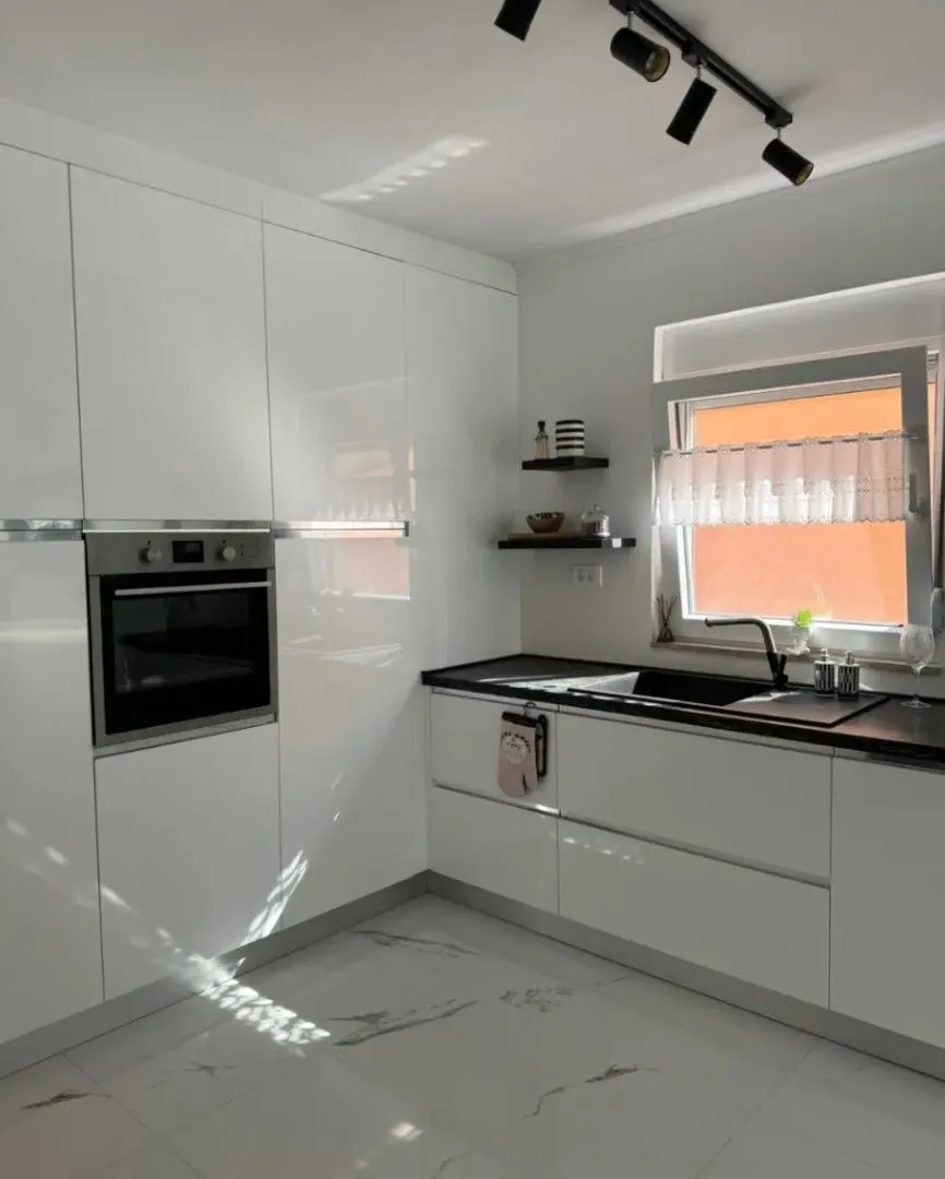 Sale, house, 160m², Šušanj, Bar