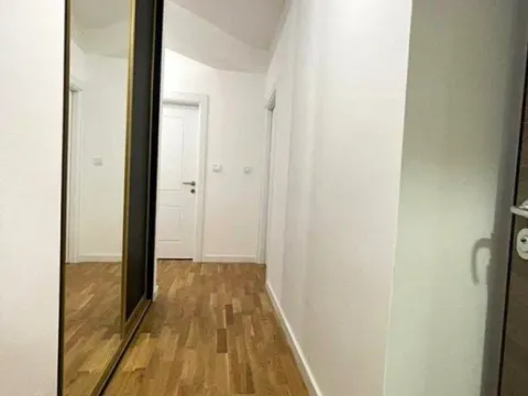 Izdavanje, dvosoban stan, 68m², Zabjelo, Podgorica - image 2