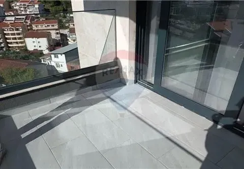 Sale, three bedroom apartment, 84m², Bečići, Budva - image 2