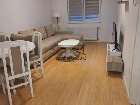 Stan in Nova Detelinara