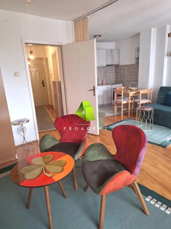 Rent, apartment, 38m², Medijana, Niš