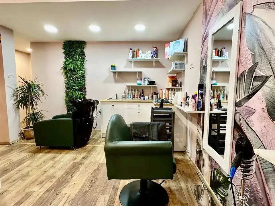 Prodaja, poslovni prostor, 130m², Centar, Podgorica