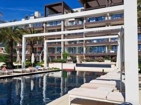 Prodaja, jednosoban stan, 87m², Tivat, Crna Gora - image 2