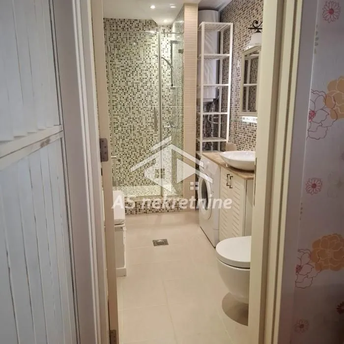 Rent, three bedroom apartment, 102m², Novi Beograd Blok 67, Novi Beograd Sve Podlokacije