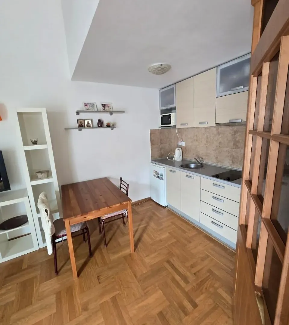 Prodaja, garsonjera, 28m², Mainski Put, Budva