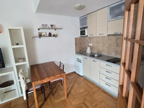 Prodaja, garsonjera, 28m², Mainski Put, Budva - image 1