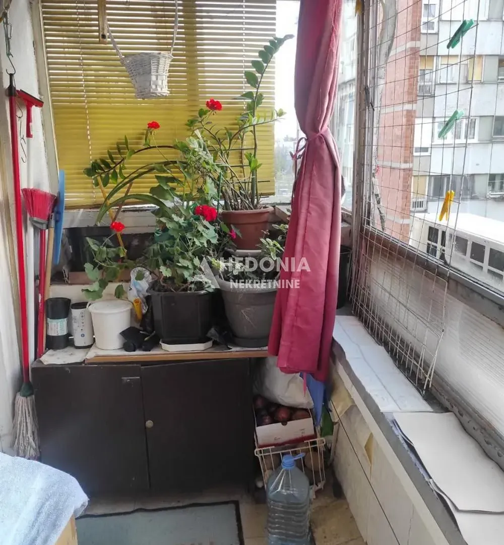 Sale, two bedroom apartment, 62m², Novi Beograd Blok 70, Novi Beograd Sve Podlokacije