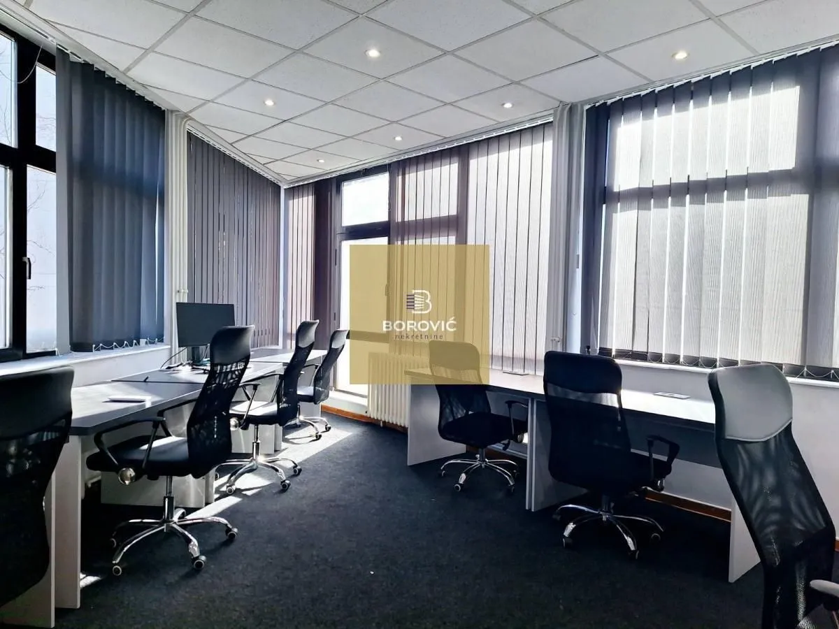 Sale, office space, 315m², Banovo Brdo, Beograd
