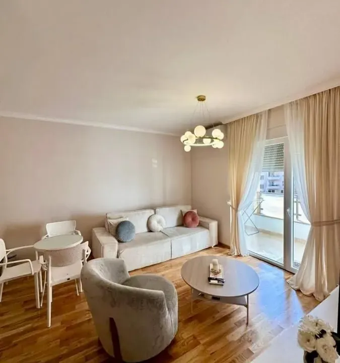 Prodaja, jednosoban stan, 45m², Bečići, Budva