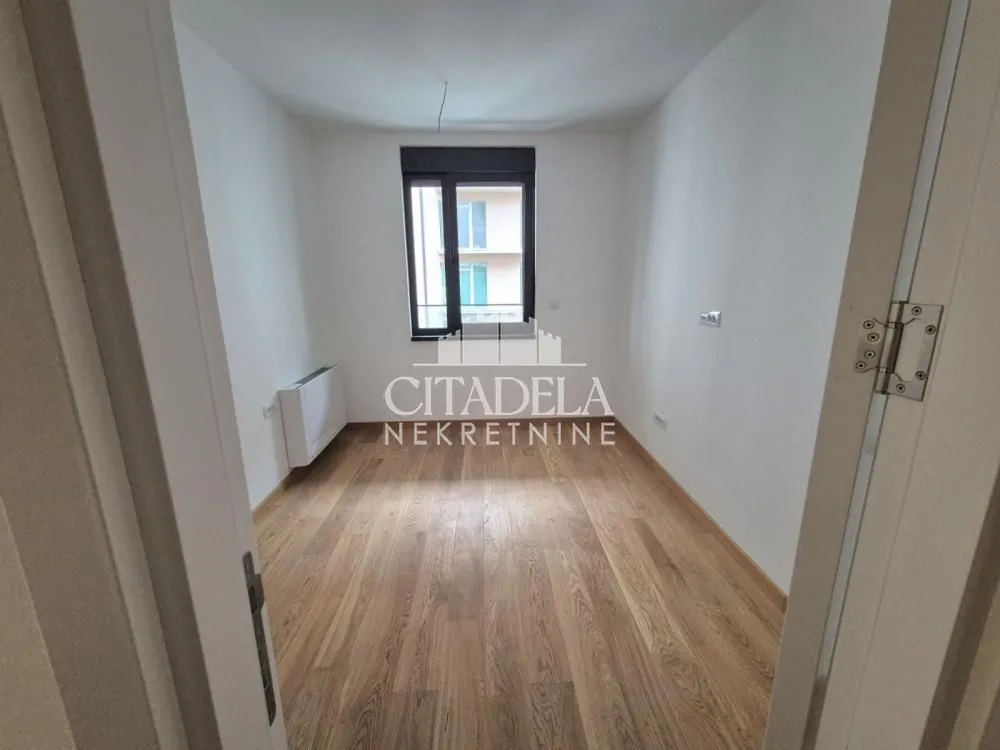 Prodaja, trosoban stan, 70m², Voždovac Sve Podlokacije, Beograd