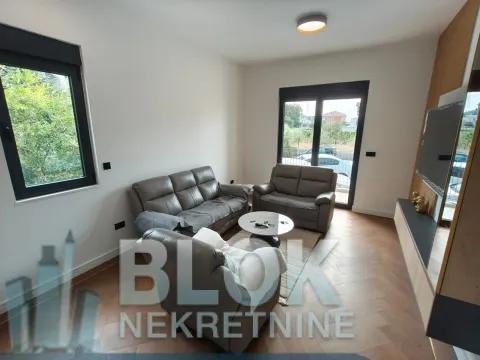 Izdavanje, dvosoban stan, 70m², Dalmatinska ulica, Podgorica - image 8