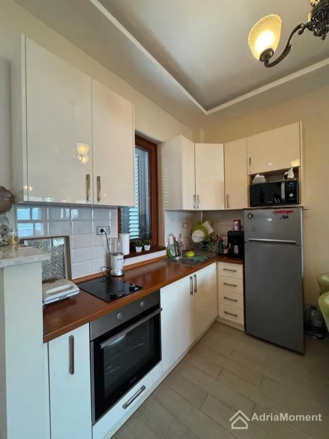 Prodaja, jednosoban stan, 53m², Herceg Novi, Crna Gora